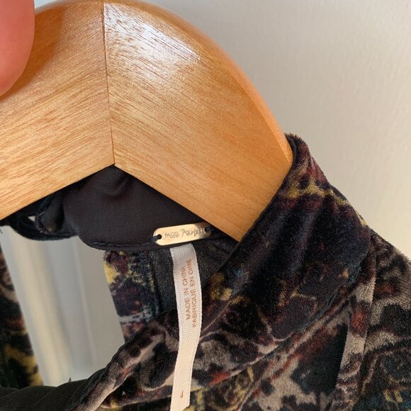 Free People Velvet Romper size 4 - Picture 3 of 3